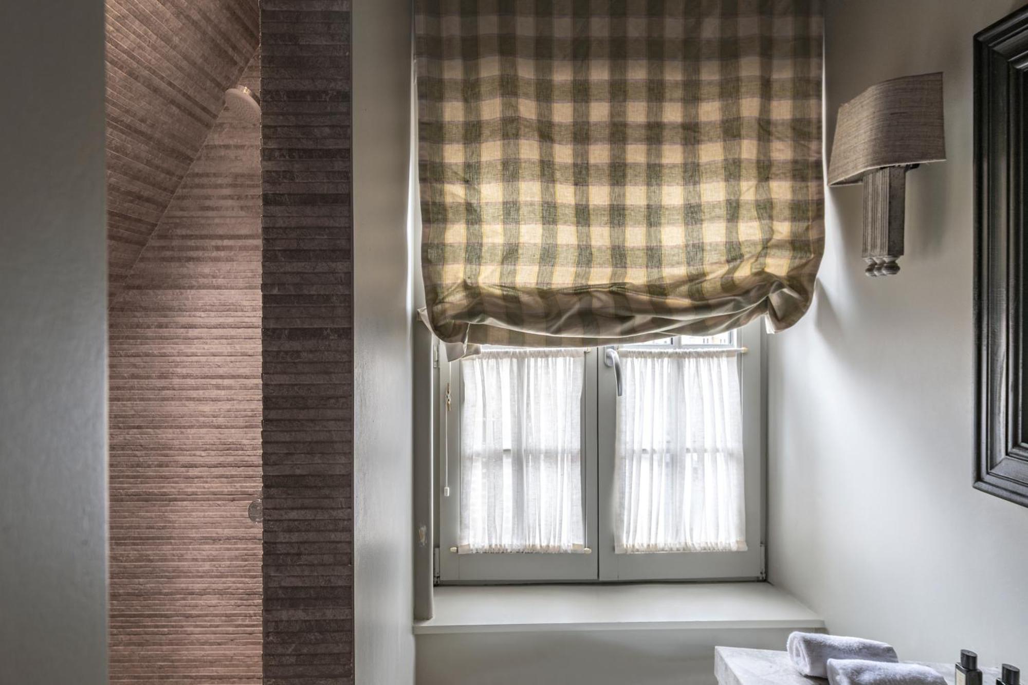 Guesthouse Aubrey - Charming Cottage In The Heart Of Брюгге Экстерьер фото